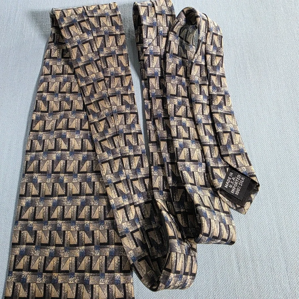 Barrington Mens Geometric Silk Blend Tie Blue Gold Tan Patterned Necktie